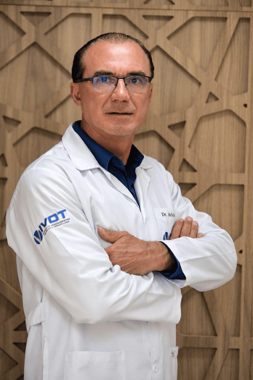 Dr. Dr. Arício Queiroz Tavares da Silva — Ortopedista e Traumatologista